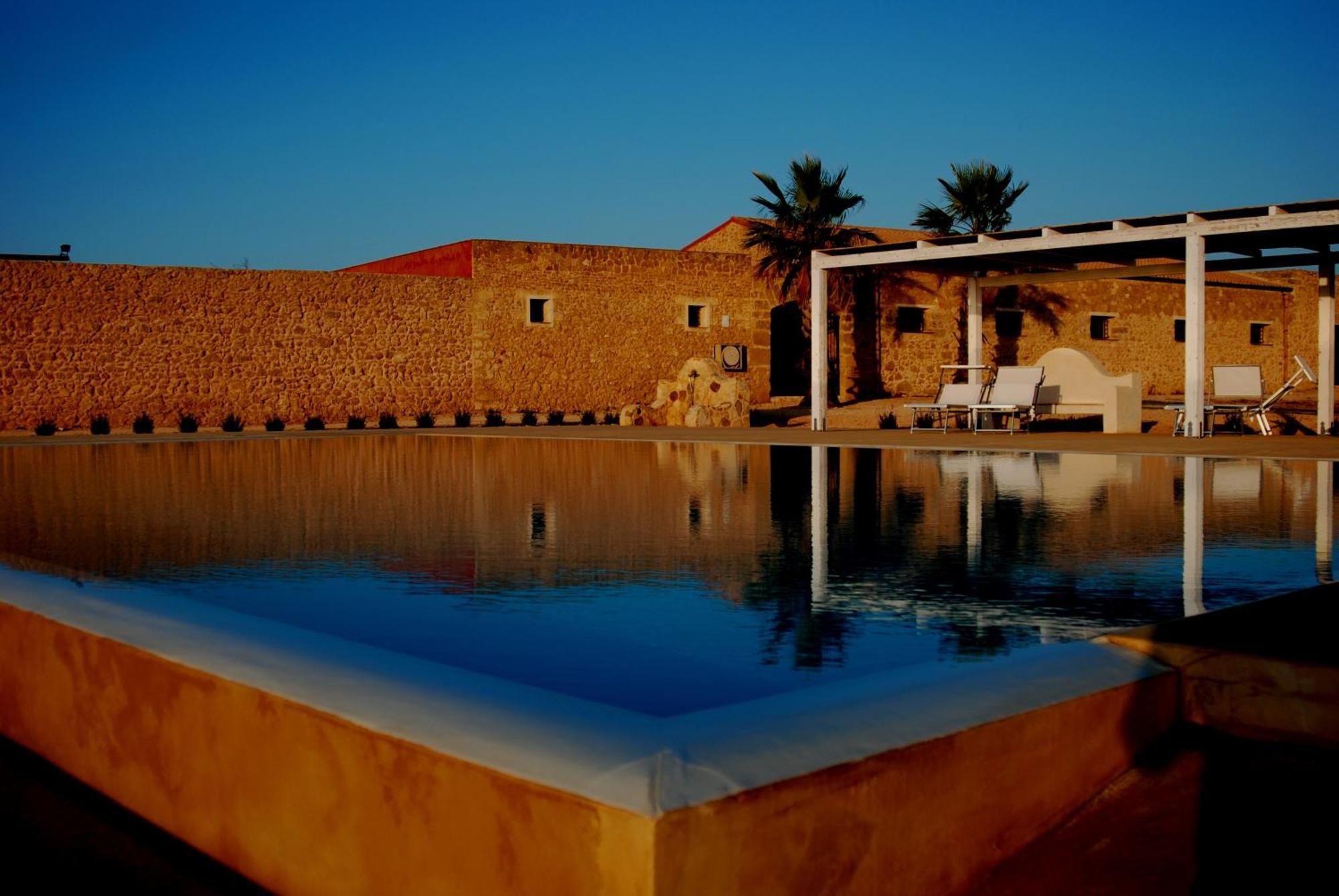 Agriturismo Baglio Donnafranca Wine Resort 마르살라 외부 사진